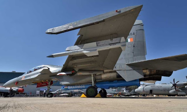 Specifications of the Su-30MKI Fighter Combined with Advanced Russian and Indian Technologies