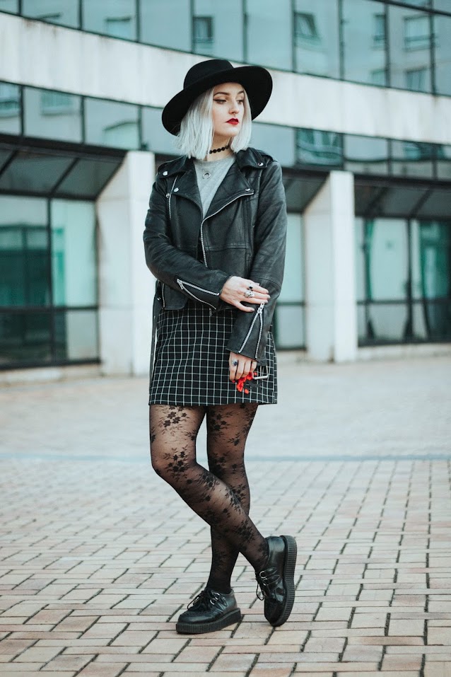 look fashion classy rock lille blogger bloggeuse perfecto cuir broderie chic alternatif