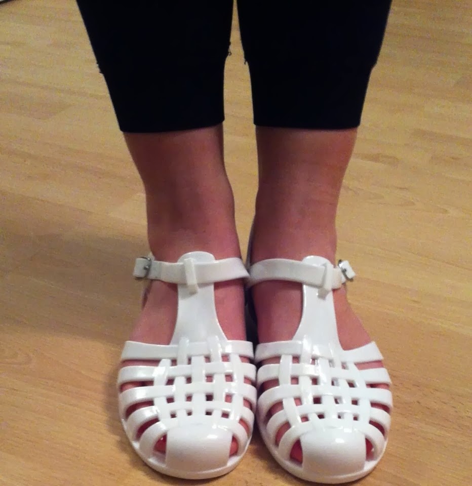 STARTING BLOGGING Review Primark Jelly  shoes 