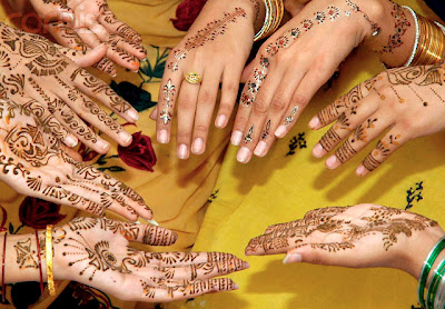 New Mehndi Designs For Janmashtami & Eid !