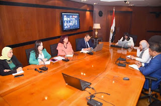 ضمن مبادرة "ساعة مع الوزيرة".. وزيرة الهجرة تلتقي بعدد من أبناء الجالية المصرية بالإمارات