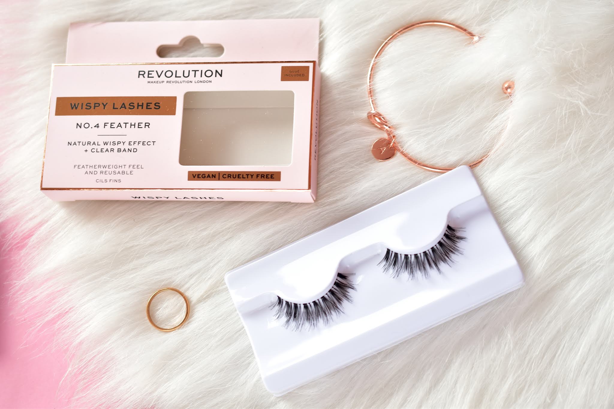 Makeup Revolution Wispy Lashes