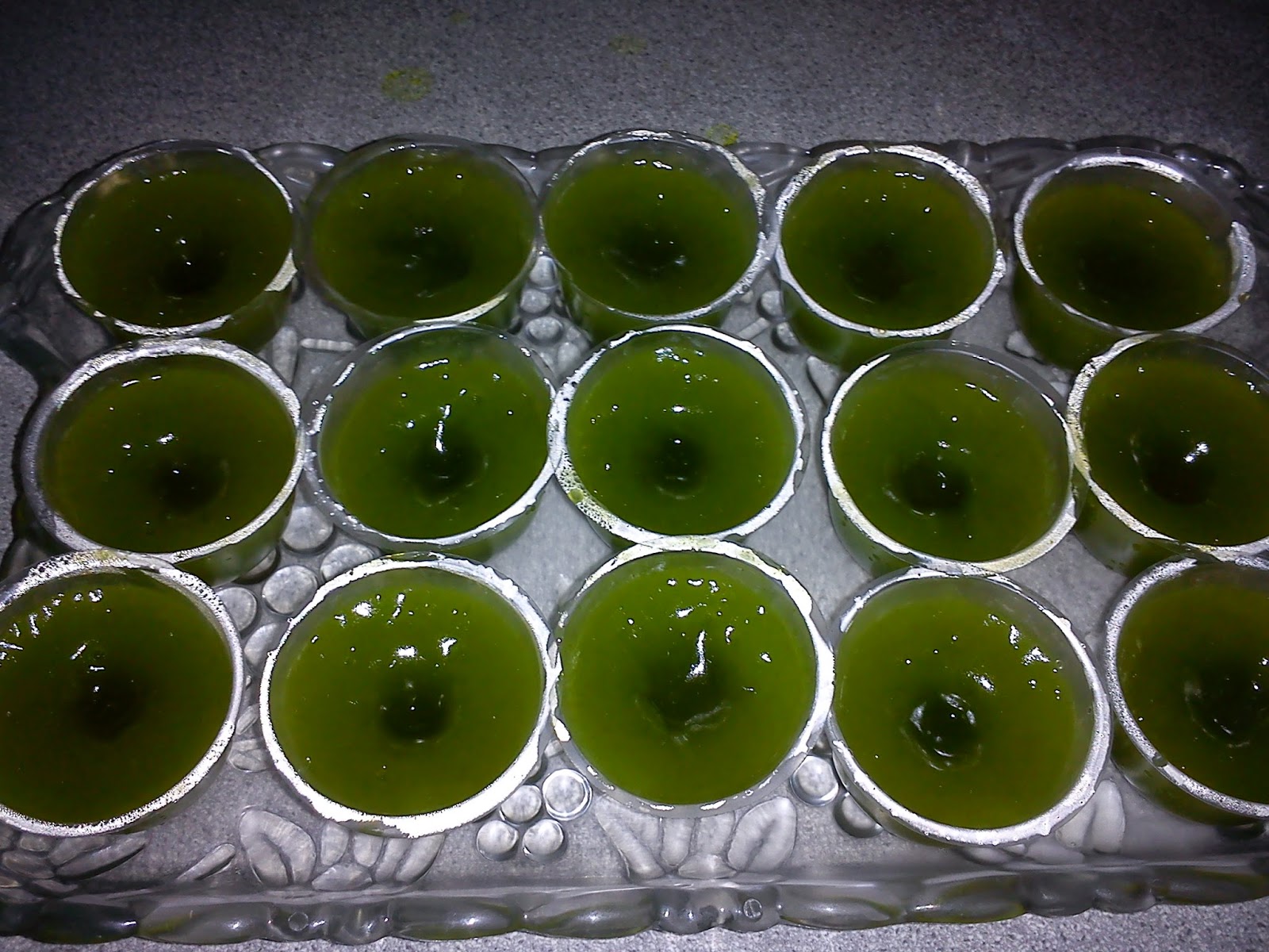 Cooking Pleasure: PANDAN KUIH KOSUI [KUIH LOMPANG]