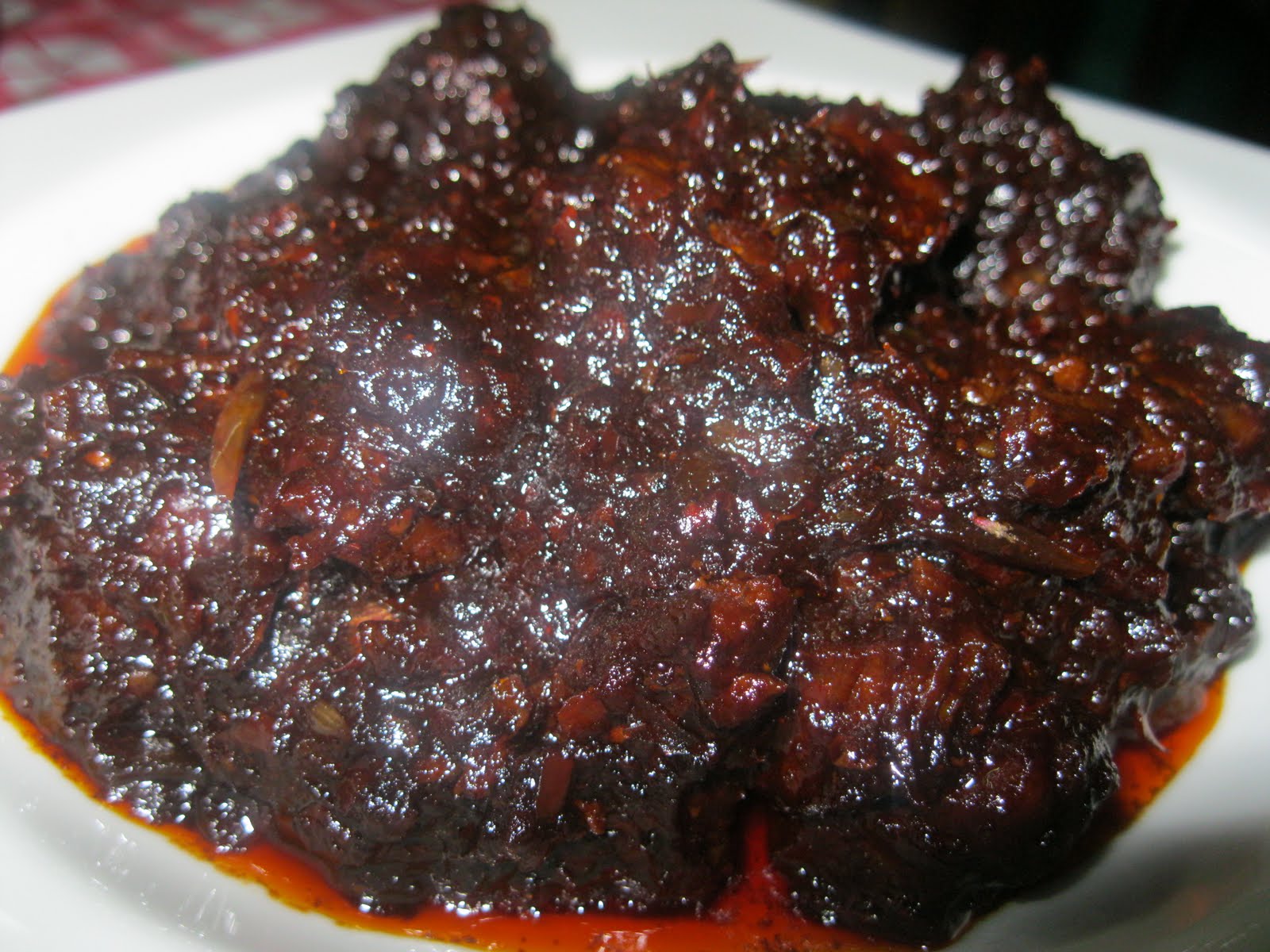 Dari Dapur Maklong: Daging Masak Hitam