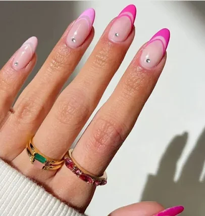 23 Cute Rhinestone Nail Art Designs To try in 2024