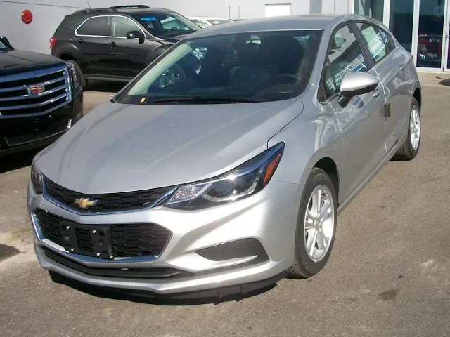 Novo GM Cruze Hatch 2017