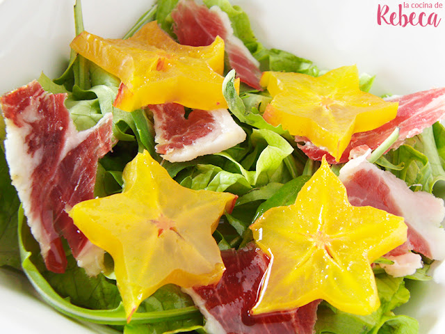 Ensalada de jamón y carambola