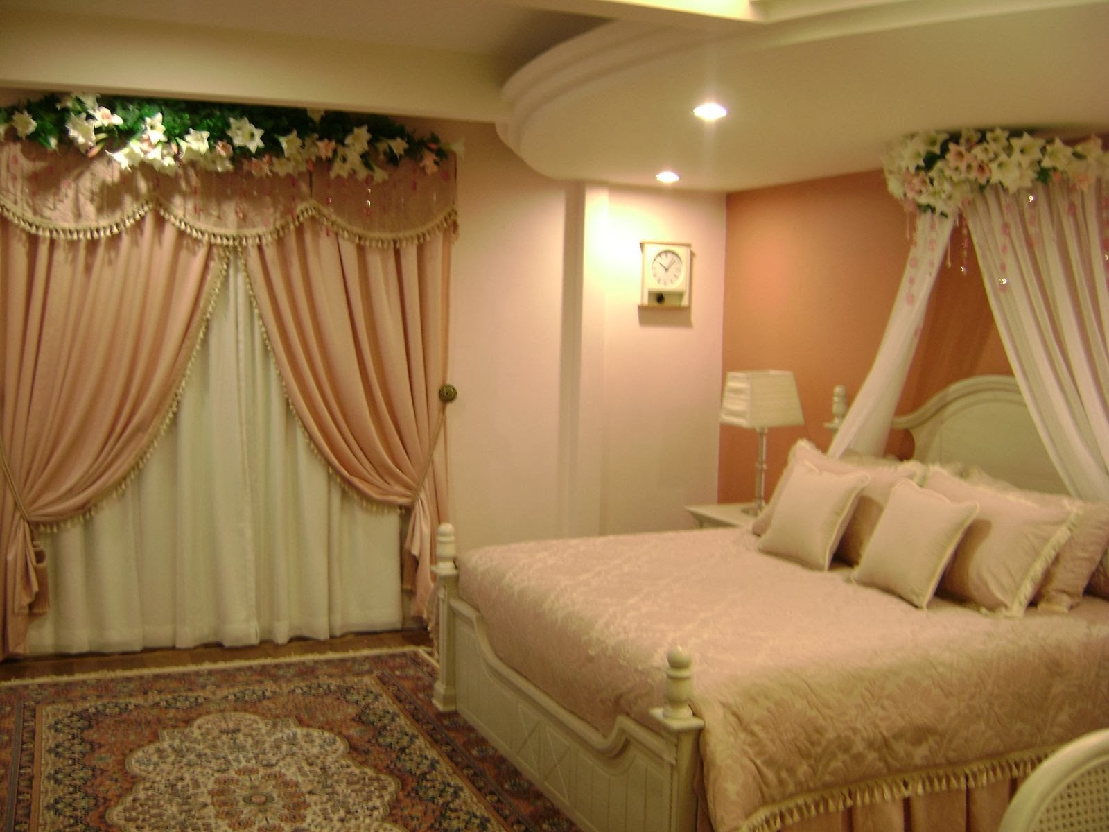 Michelle Clunie How Will Decorate To Bedroom For Groom 