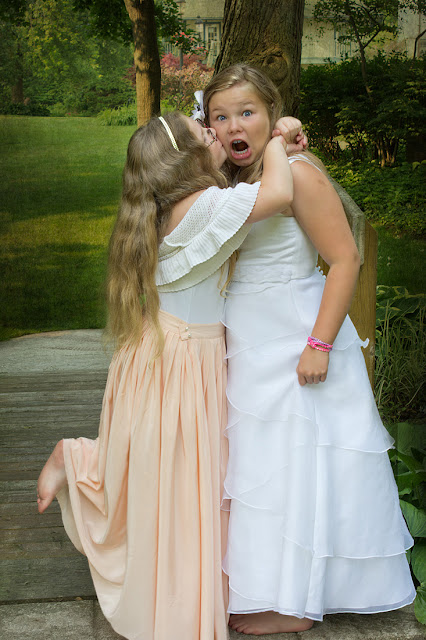 Sisters Photoshoot Adamson Estate wedding. Adora and Shiloh. Holly Cawfield Photography