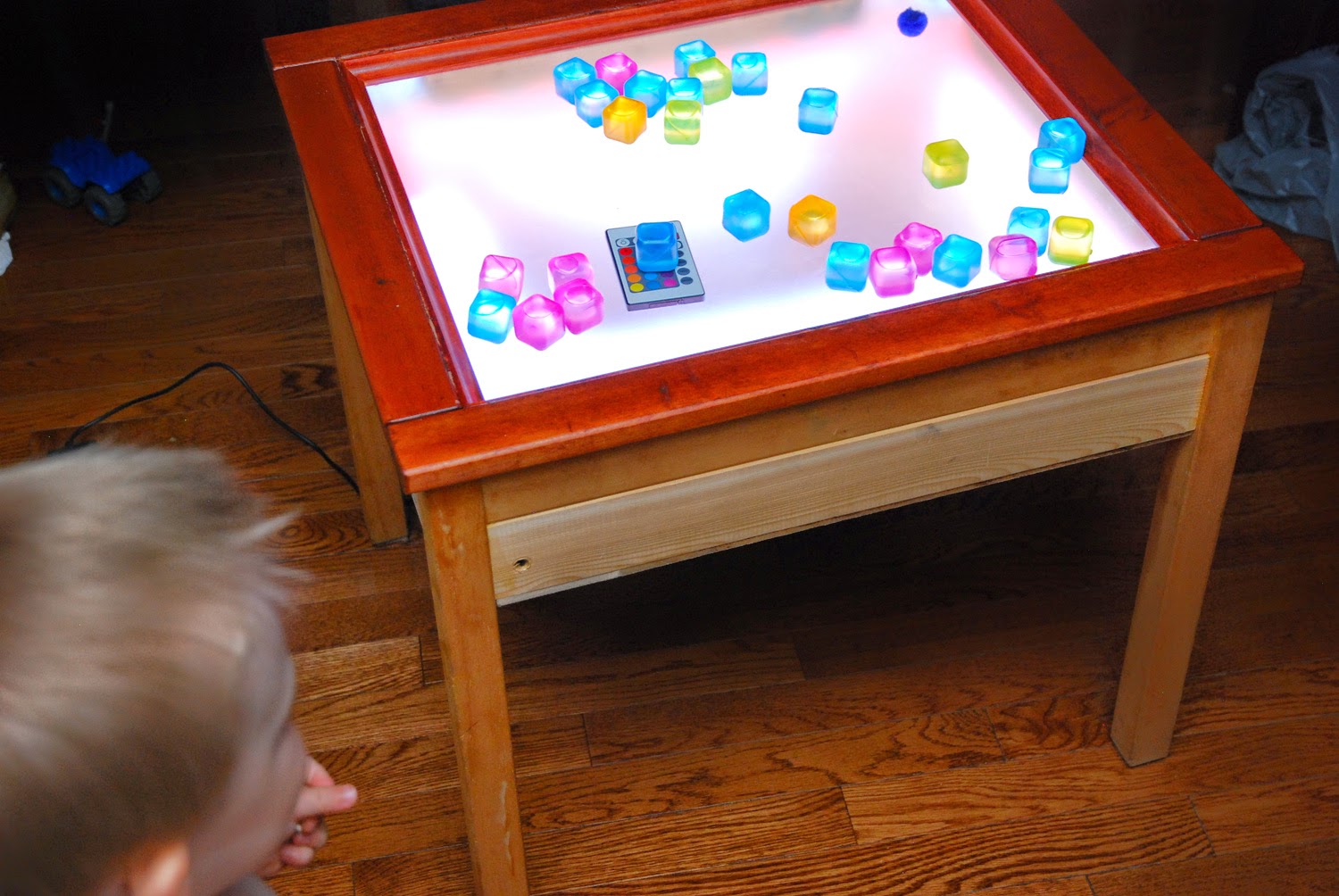 Light Box And Light Table DIY  The Kindergarten Smorgasboard