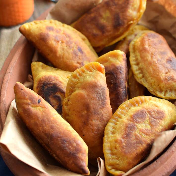 Receta para preparar samosas con vegetales al curry