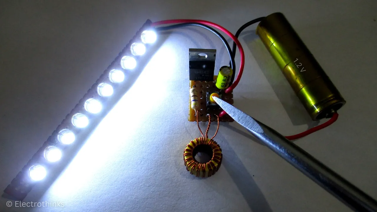 10 LED flashlight test using single 1.2 V Ni-Cd AA cell