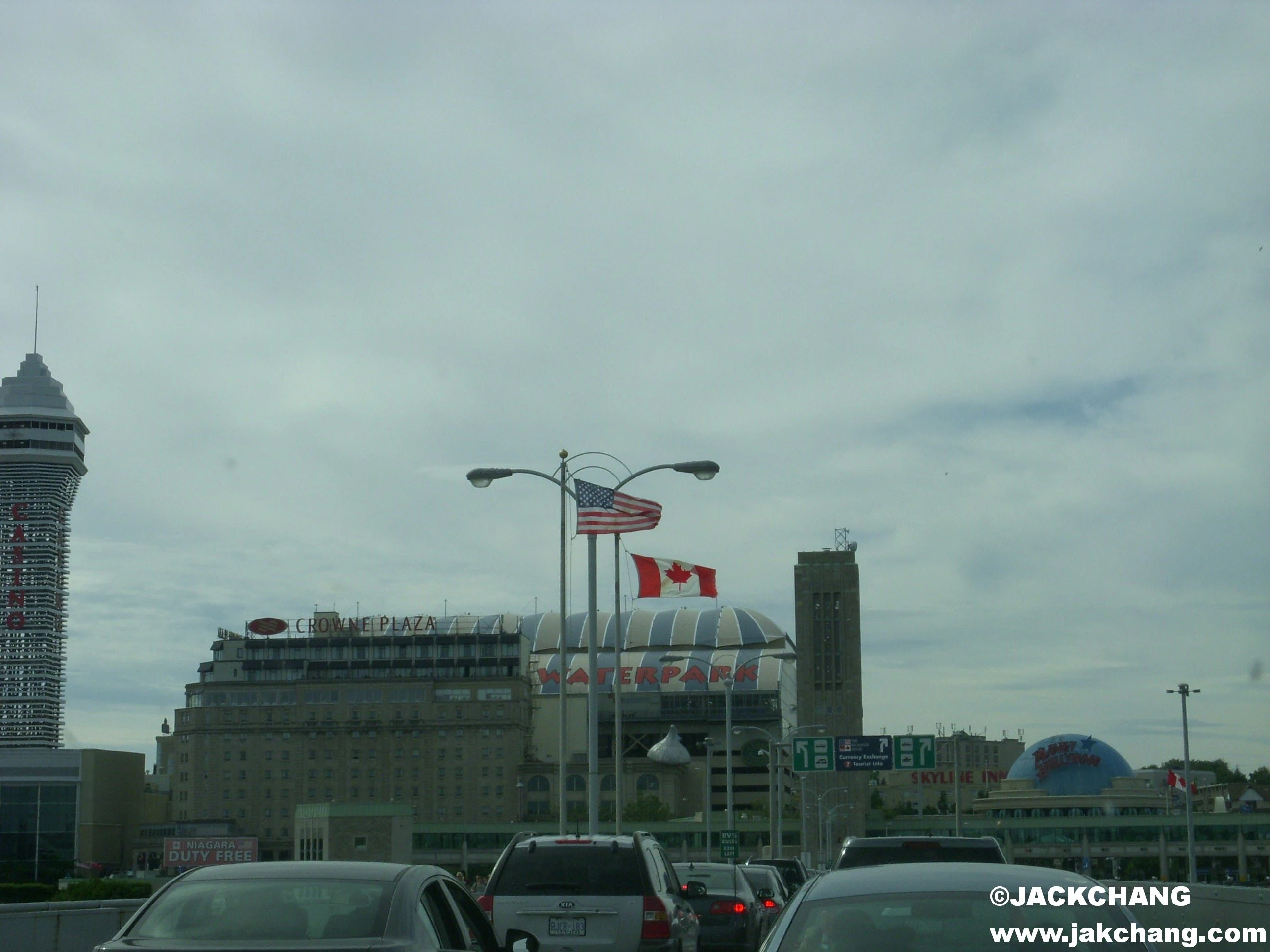 Self-driving tour in the United States and Canada | Niagara Falls | The United States enters Canada Customs