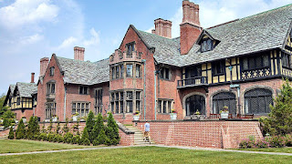 the Stan Hywet Hall & Gardens