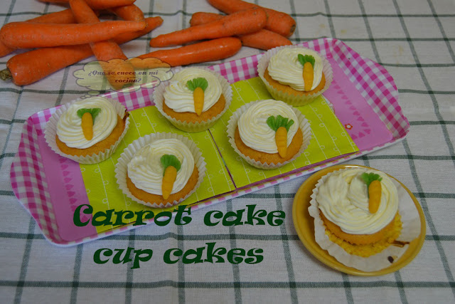 carrot cake cup cakes