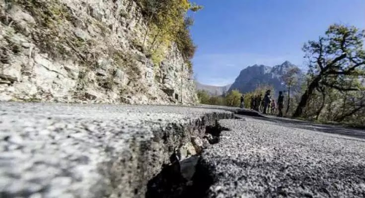 Το εδάφος μετακινήθηκε έως 70 εκατοστά μετά τον σεισμό στην Ιταλία 