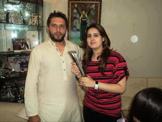 Shahid Afridi, Biography, Profile, Age, Biodata, Family , Wife, Son, Daughter, Father, Mother, Children, Marriage Photos. 