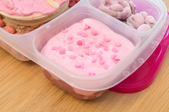 How to Make a Barbie Food Art School Lunch for Your Kids!