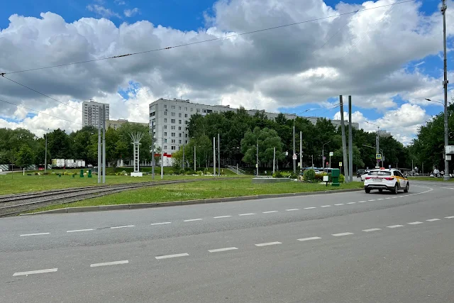 улица Академика Янгеля, Чертановская улица