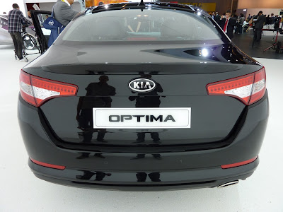 Paris Motor Show Live 2010 Kia Optima, better than a Peugeot 508?