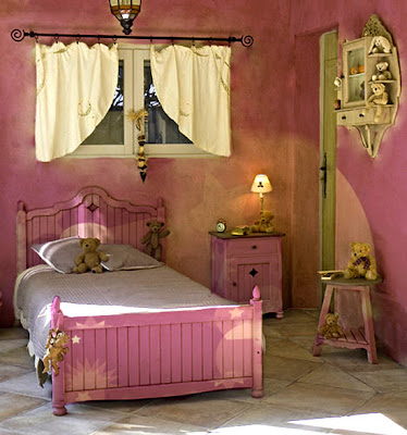 habitación rosa para niña