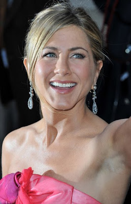 Jennifer Aniston Dangling Diamond Earrings