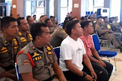 Ratusan Anggota Satpol PP Kota Padang,Diberi Bekal  Sharing Komunikasi Dan Motivasi