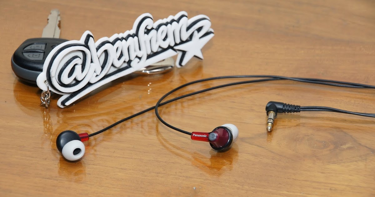 Earphone (Headphone) Mega Bass Beat Panasonic | @benKLIK MAGAZINE