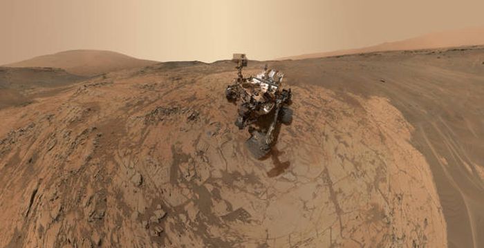 Curiosity rover on the surface of Mars