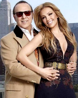 Foto de Thalía con su esposo Tommy Mottola