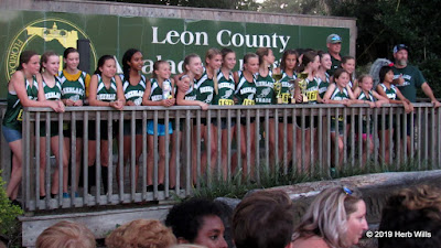 2019 Deerlake Middle School girls' cross-country team