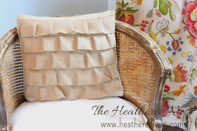 Sewing tutorial for Pillow with Burlap ribbons