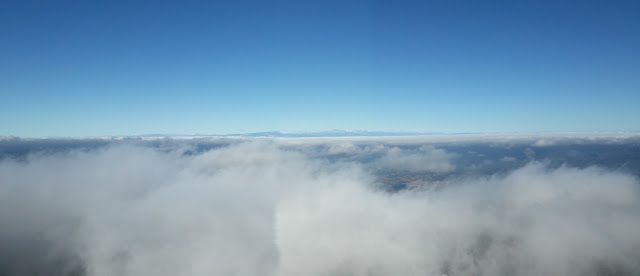 Muntanyes de Montserrat. Els Pirineus des del Cim i Mirador de Sant Jeroni