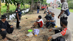 Sambang Warga, Bhabinkamtibmas Polsek Anjatan Sampaikan Pesan Kamtibmas