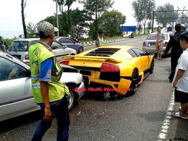 Kemalangan Lamborghini Di Penang, Lamborghini Kemalangan Di Malaysia, Lamborghini Kemalangan Di Georgetown, Lamborgini Accident In Penang, Lamborghini Accident In Malaysia,