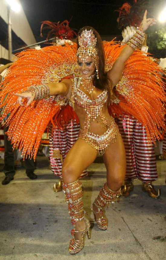 carnival brazil costumes. of Brazil Carnival 2010