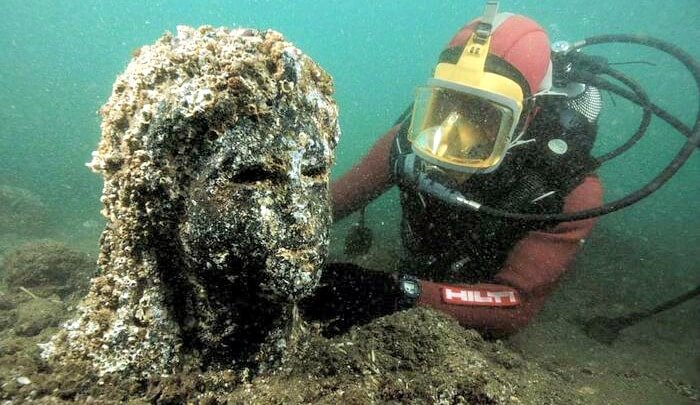 What Was Discovered Deep In The Ocean Is Seriously Mind Blowing