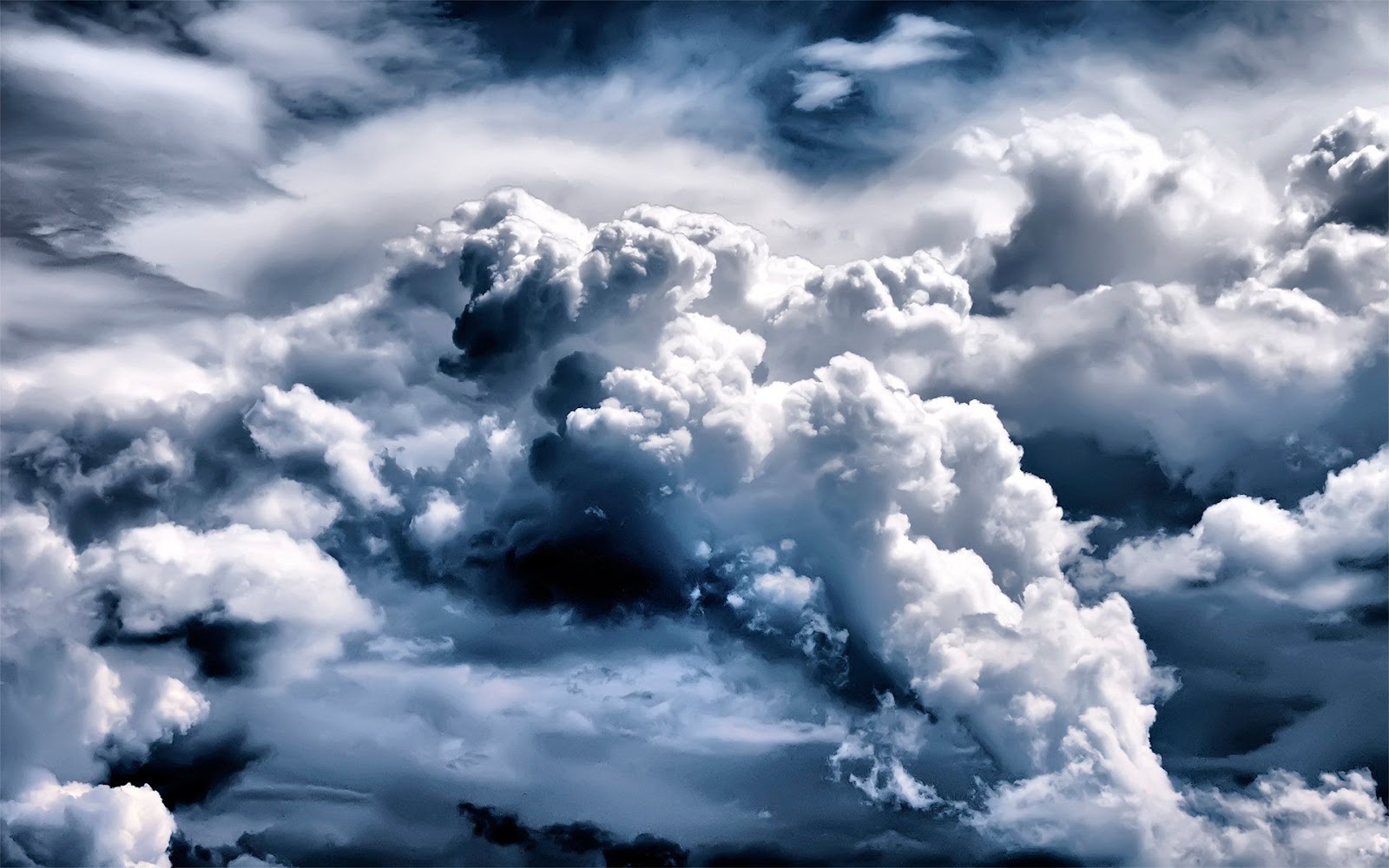 wallpapers: Moving Clouds Wallpapers