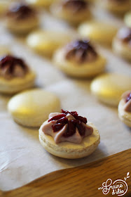 Macaron Baileys Cerise Griotte - Une Graine d'Idée