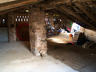 Interior d'un cobert dels Torrents del Prat