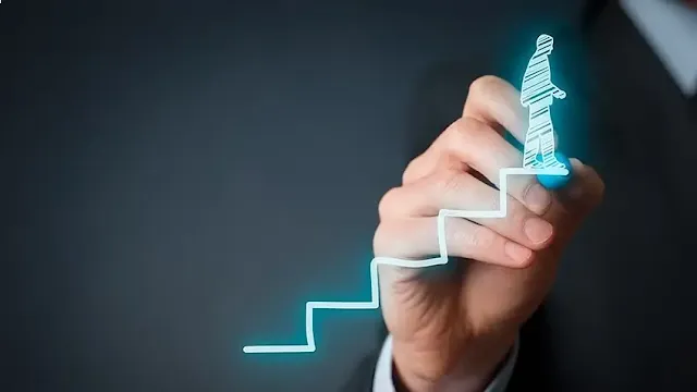 How to Choose the Right Online Course for Your Career