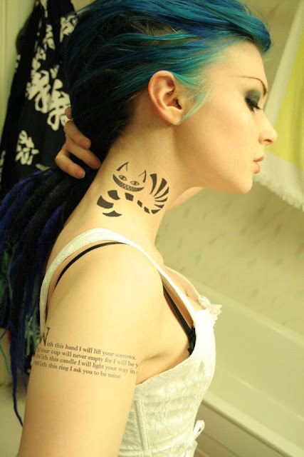 Unique Neck Tattoo Designs and Ideas for Women | Tattooton