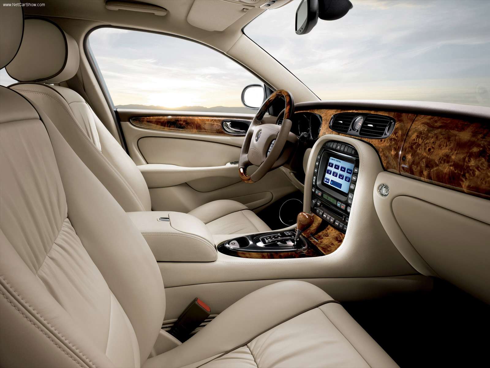 unique interior  jaguar  xj a dream car