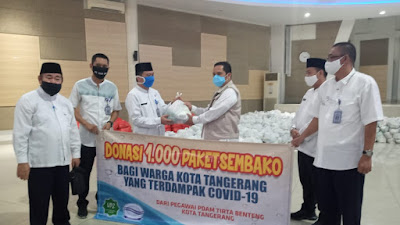 Bantu Warga Terdampak Covid 19, PDAM TB Salurkan Seribu Sembako