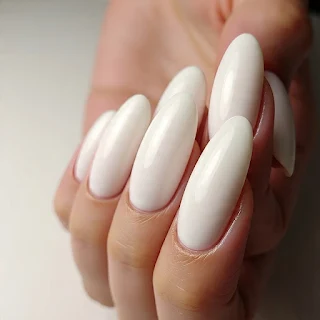 Minimalist Nail Design