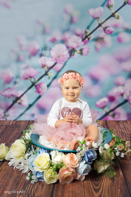 sesja roczkowa, zdjęcia na roczek, roczek sesja zdjęciowa, zdjęcia roczkowe, zdjęcia roczniaka, mam rok, mam już rok, roczna dziewczynka, pierwsze urodziny. fotografia dziecięca, fotografia rodzinna, zdjęcia w studio, studyjne sesje zdjęciowe, zdjęcia dzieci w studiu, zdjęcia dzieci studio, sesja roczkowa, pierwsze urodziny, urodzinowa sesja zdjęciowa, sesja urodzinowa, zdjęcia urodzinowe, mam roczek, zdjęcia ciążowe Bukowno, sesje ciążowe Bukowno, sesje ciążowe Dąbrowa Górnicza, zdjęcia ciążowe Jaworzno, sesje ciążowe Olkusz, fotograf Bukowno, sesje zdjęciowe plener, sesje zdjęciowe studio, szukam fotografa Olkusz, szukam fotografa śląsk, szukam fotografa zagłębie,fotograf dziecięcy, fotograf noworodkowy Bukowno, fotografia noworodkowa Bukowno, fotografia noworodkowa Olkusz, fotografia noworodkowa Jaworzno, fotografia noworodkowa Dąbrowa Górnicza, fotografia dziecięca, fotografia rodzinna,chrzest święty, fotograf na chrzest Bukowno, fotograf na chrzest Jaworzno, fotograf na chrzest Olkusz, fotografia chrztu świętego, fotograf dziecięcy Jaworzno i okolice, fotografia dziecięca Olkusz i Okolice, zdjęcia ciążowe Bukowno, sesje ciążowe Bukowno, sesje ciążowe Dąbrowa Górnicza, zdjęcia ciążowe Jaworzno, sesje ciążowe Olkusz, fotograf Bukowno, sesje zdjęciowe plener, sesje zdjęciowe studio, szukam fotografa Olkusz, szukam fotografa śląsk, szukam fotografa zagłębie,fotograf dziecięcy, fotograf noworodkowy Bukowno, fotografia noworodkowa Bukowno, fotografia noworodkowa Olkusz, fotografia noworodkowa Jaworzno, fotografia noworodkowa Dąbrowa Górnicza,