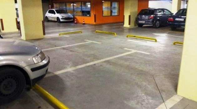 Ihr sucht einen Parkplatz in Skopje? Der hier ist immer frei - garantiert!