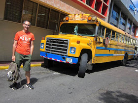 Autobus Escolar amarillo de Costa Rica