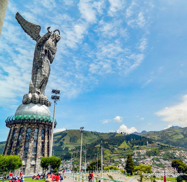 Virgem Alada de Quito no Equador