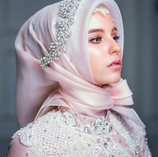 27 Model Hijab Pengantin Simpel Kekinian Tanpa Ribet 